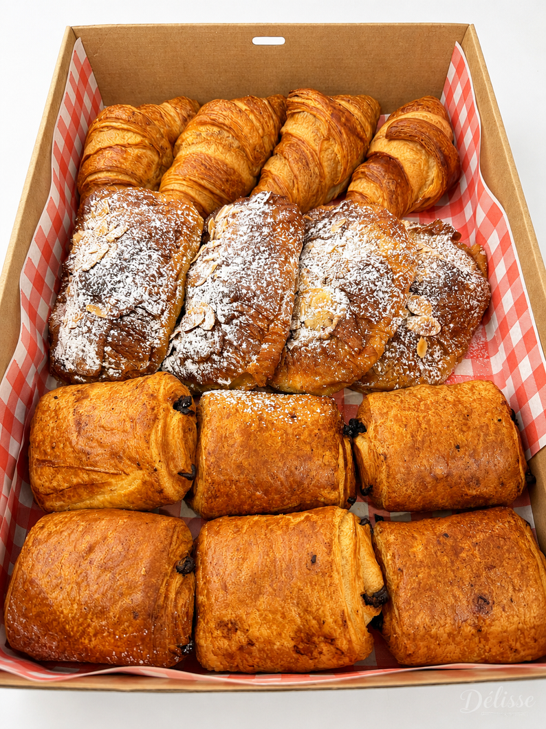Large Croissant Platter – 14 Pieces