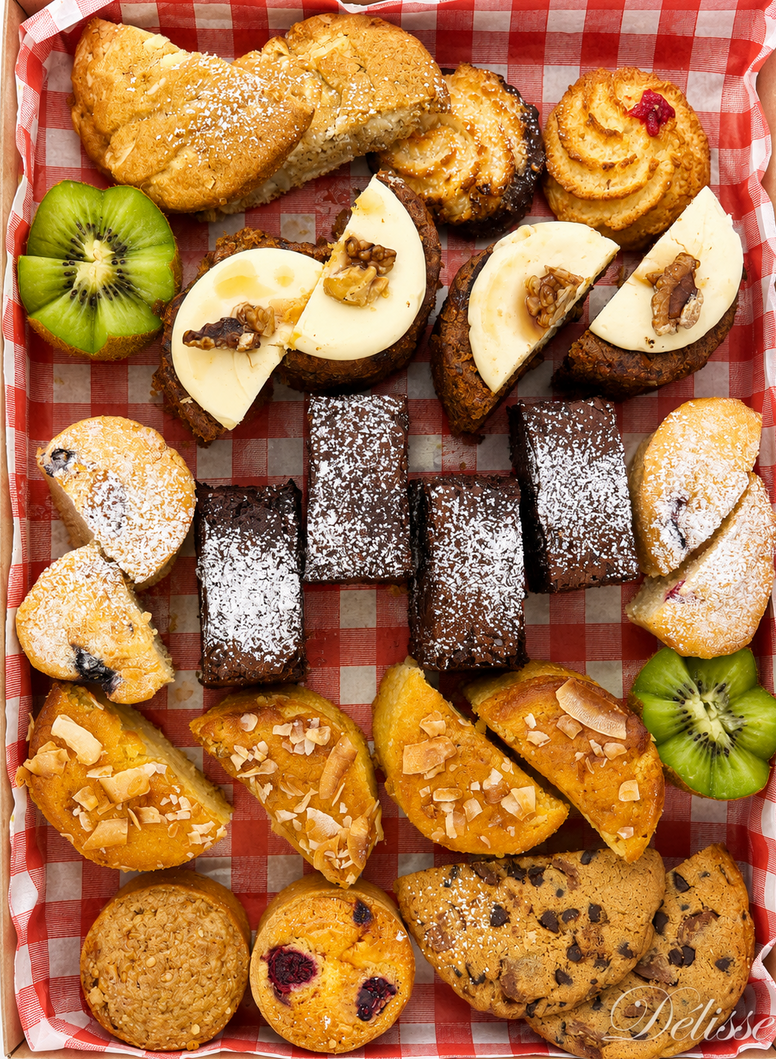 Cake &amp; Sweet Bites Platter